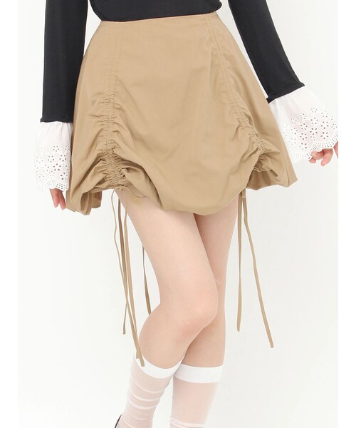 CALNAMUR（カルナムール）の「ドロストバルーンミニスカート（スカート・レディース・ホワイト/グリーン/ブラウン・F）」の4枚目の写真