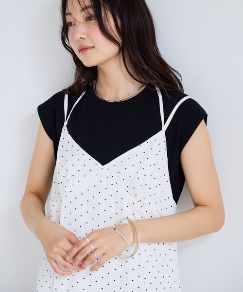 VIS(ビス)の「ドットサテンキャミワンピース(ワンピース・レディース・ホワイト系/ブラウン系・M/S)」の13枚目の写真