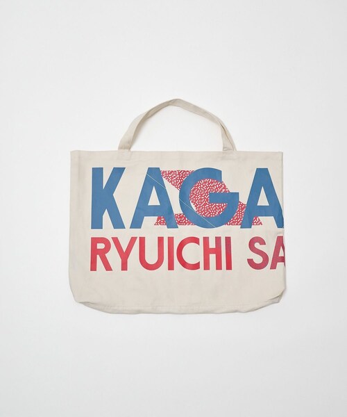 ADAM ET ROPE'（アダムエロペ）の「【KAGAMI＋ Ryuichi Sakamoto × 10Culture / ADAM ET ROPE'】KAGAMI＋ TOTE BAG（トートバッグ・レディース・ベージュ・F）」の3枚目の写真