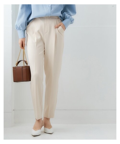 nissen（ニッセン）の「【褒められシルエット】テーパードパンツ（パンツ・レディース・黒/イエロー/サックス/パープル/グリーン/オフベージュ/ピンク・S/M/L/LL）」の3枚目の写真