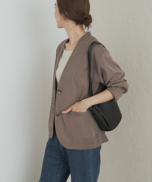 URBAN RESEARCH DOORS（アーバンリサーチドアーズ）の「ノーカラージャケット（ノーカラージャケット・レディース・GREIGE/BLACK・M）」の16枚目の写真