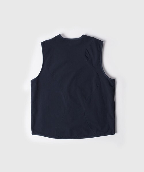 ADAM ET ROPE'（アダムエロペ）の「【by Parra/バイ・パラ】Wiggle stones vest（ベスト・メンズ・ネイビー・L/M）」の7枚目の写真