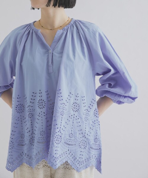 THE GOODLAND MARKET（ザグッドランドマーケット）の「FANAKA　チュニックブラウス（シャツ/ブラウス・レディース・WHITE/BLACK/BLUE・Free）」の3枚目の写真