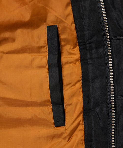 ADAM ET ROPE'（アダムエロペ）の「【Eddie Bauer / エディー・バウアー】Kara Koram Vest（ダウンベスト・メンズ・ベージュ/ブラック・M/XL/L）」の14枚目の写真