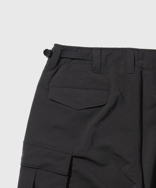 ADAM ET ROPE'（アダムエロペ）の「【nanamica/ナナミカ】ALPHADRY Field Cargo Pants（カーゴパンツ・メンズ・ブラック・30/32/34）」の8枚目の写真