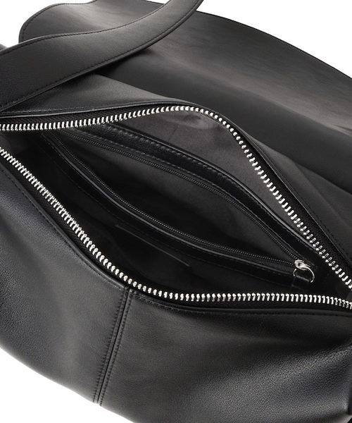 ADAM ET ROPE'（アダムエロペ）の「【サステナブル】フラップショルダーバッグ（ショルダーバッグ・レディース・ブラック/ブラウン・F）」の21枚目の写真