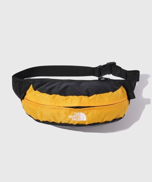 ADAM ET ROPE'(アダムエロペ)の「【THE NORTH FACE/ザ・ノース・フェイス】Sweep(ボディバッグ/ウエストポーチ・メンズ・ブラック/パープル/イエロー・F)」の3枚目の写真