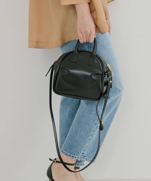 URBAN RESEARCH(アーバンリサーチ)の「PIENI BOSTON with strap(ショルダーバッグ・レディース・BK/BK/OL/GR・-)」の3枚目の写真