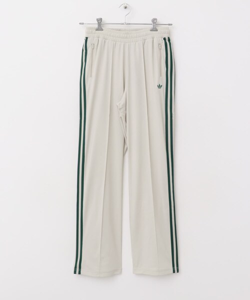 KBF(ケイビーエフ)の「adidas TRACKPANTS(その他パンツ・レディース・AMBIENTSKY/CLEARBROWN/DARKBROWN・XS)」の2枚目の写真