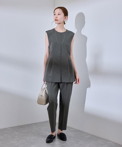 ROPE' PICNIC(ロペピクニック)の「【UV対応】【リネンライク・シリーズ】ペプラムジレベスト/通勤・セットアップ対応(ベスト・レディース・グレー/グレー系/ダークブラウン/ネイビー・38)」の7枚目の写真