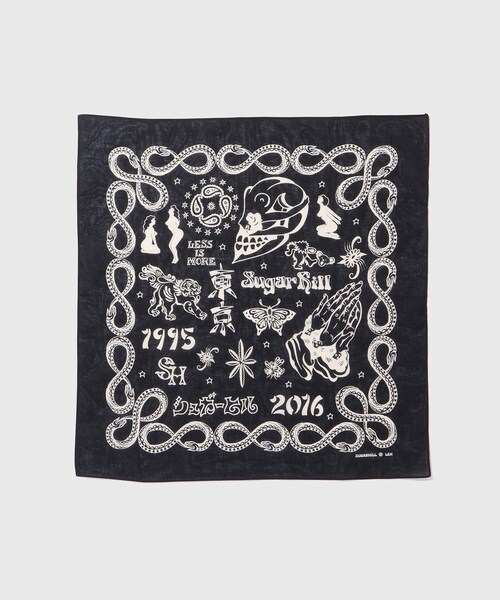 ADAM ET ROPE'（アダムエロペ）の「【SUGARHILL/シュガーヒル】TATOO FLASH BANDANA（ストール/ショール・メンズ・ブラック/ホワイト・F）」の3枚目の写真