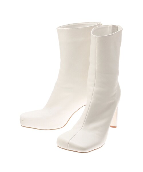 ELENDEEK（エレンディーク）の「SQUARE SHORT BOOTS（ブーツ・レディース・オフホワイト/ブラック/シルバー・37/38）」の4枚目の写真