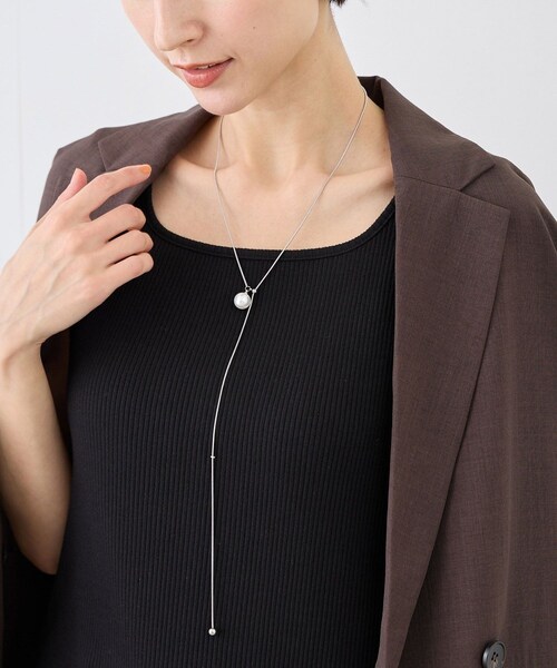 ROPE' PICNIC(ロペピクニック)の「ステンレスビッグパールスライドY字ネックレス(ネックレス・レディース・ゴールド/シルバー・F)」の8枚目の写真