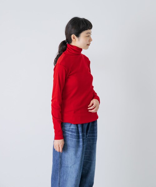 かぐれ（カグレ）の「MEYAME　SOFT RIB TURTLENECK（ニット/セーター・レディース・CREAM/BLACK/RED・Free）」の16枚目の写真