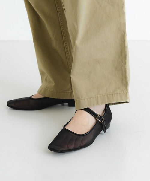 URBAN RESEARCH(アーバンリサーチ)の「シアーメリージェーンフラットシューズ(パンプス・レディース・BLACK/BEIGE・23.5/24/24.5/25)」の19枚目の写真
