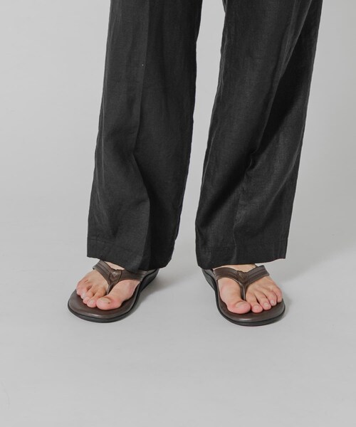 URBAN RESEARCH(アーバンリサーチ)の「『別注』ISLAND SLIPPER×URBAN RESEARCH ナローストラップサンダル(サンダル・メンズ・BLACK/COCOLATE・8/9/10/11/12)」の17枚目の写真