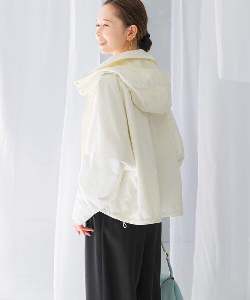 URBAN RESEARCH ROSSO（アーバンリサーチロッソ）の「『WEB限定』フードマウンテンパーカー（マウンテンパーカー・レディース・CHARCOAL/IVORY/YELLOW・FREE）」の12枚目の写真