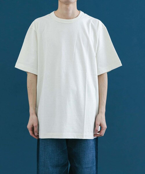 URBAN RESEARCH DOORS（アーバンリサーチドアーズ）の「『3サイズ展開』commpost　リサイクルコットンショートスリーブTシャツ（Tシャツ/カットソー・メンズ・OFF/PINK BEIGE/GRAY・4/5/6）」の6枚目の写真