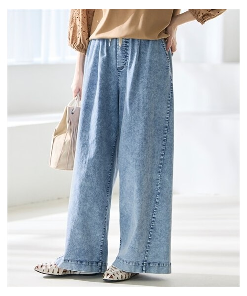 nissen（ニッセン）の「＜大きいサイズ＞【接触冷感】ライトオンスプチワイドストレートパンツ（ゆったりヒップ）（パンツ・レディース・ウオッシュドブルー・L/LL/3L/4L/5L/6L/8L/10L）」の4枚目の写真