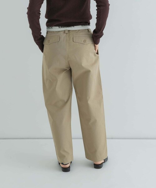 URBAN RESEARCH Sonny Label（アーバンリサーチサニーレーベル）の「3/2WORKS ツータックチノパンツ（チノパンツ・レディース・BEIGE/NAVY・S/M/L）」の22枚目の写真