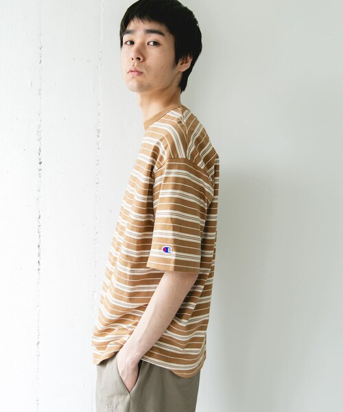 URBAN RESEARCH DOORS（アーバンリサーチドアーズ）の「『別注』CHAMPION×DOORS　BORDER T-SHIRTS（Tシャツ/カットソー・メンズ・NAVY/BEIGE/L.BROWN・M/L/XL）」の7枚目の写真