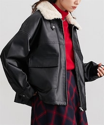 Soiunique | 襟２ＷＡＹゆったりサイズフェイクレザーブルゾン（取り外し可能ティペット付き）［Soiunique］(ブルゾン)