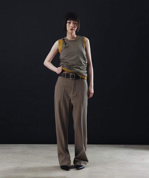 ADAM ET ROPE'(アダムエロペ)の「NO-SLEEVE KNOT DEZIGN TOPS(タンクトップ・レディース・ブラック/ライトグレー/レッド・38/40)」の9枚目の写真