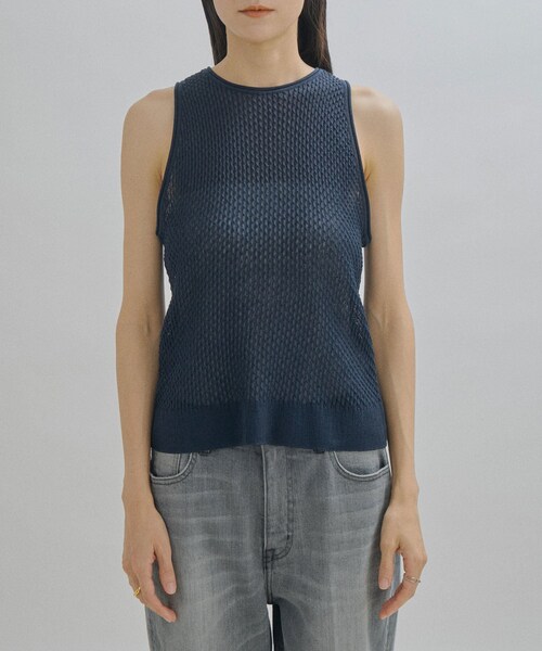 ADAM ET ROPE'（アダムエロペ）の「【公式サイト限定】【BATONER for SALON】SEE THROUGH TANK TOP（タンクトップ・レディース・ベージュ/ネイビー/サックス・F）」の11枚目の写真