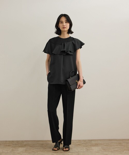 ROPE'(ロペ)の「サテンラッフルブラウス/洗える(シャツ/ブラウス・レディース・ブラック/オフホワイト・F)」の9枚目の写真