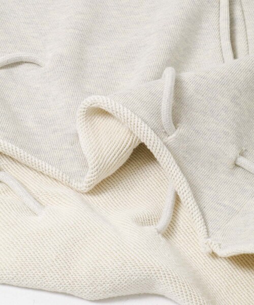 URBAN RESEARCH(アーバンリサーチ)の「FACON JACMIN GATHERED ZIPPED HOODIE(パーカー・レディース・LIGHT GREY・M)」の7枚目の写真