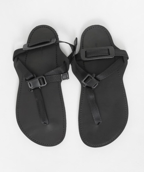 URBAN RESEARCH(アーバンリサーチ)の「Hender Scheme device strap(サンダル・メンズ・blackblack・4/5/6)」の4枚目の写真