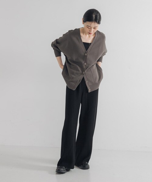 URBAN RESEARCH(アーバンリサーチ)の「ストレッチフレアイージーパンツ(その他パンツ・レディース・CHARCOAL/BLACK・36/38/40)」の8枚目の写真