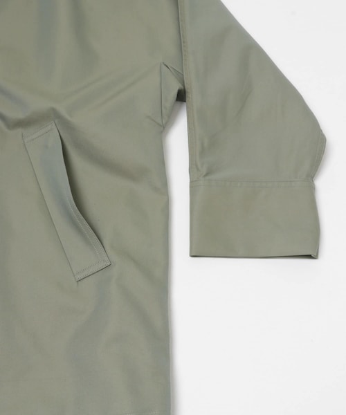 URBAN RESEARCH（アーバンリサーチ）の「TICCA　MINI テントトレンチコート（ステンカラーコート・レディース・BEIGE/KHAKI・1）」の10枚目の写真