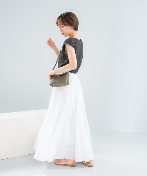 URBAN RESEARCH ROSSO（アーバンリサーチロッソ）の「汗染防止 フレンチリブTシャツ（Tシャツ/カットソー・レディース・OFF/CHARCOAL/GREIGE/SAX・Free）」の16枚目の写真
