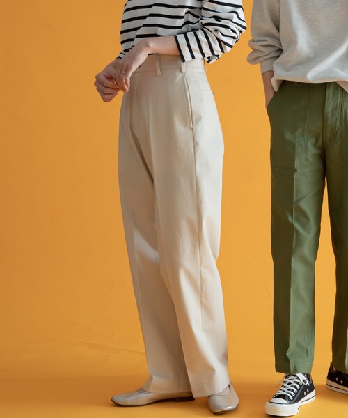 URBAN RESEARCH DOORS(アーバンリサーチドアーズ)の「ハイウエストチノパンツ(チノパンツ・レディース・BEIGE/L.BEIGE・S/M/L)」の18枚目の写真