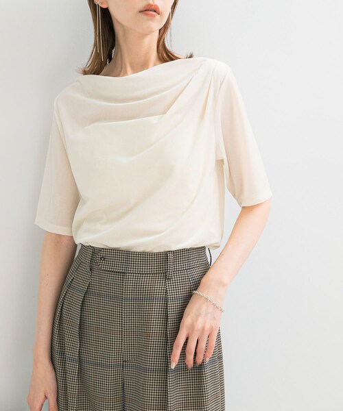 URBAN RESEARCH ROSSO（アーバンリサーチロッソ）の「シアーストレッチベロアカットソー（Tシャツ/カットソー・レディース・OFF/CH/LACQUER・FREE）」の8枚目の写真