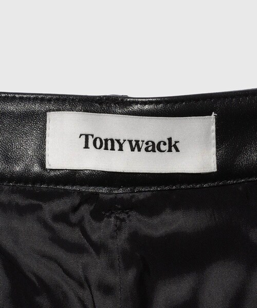 ADAM ET ROPE'（アダムエロペ）の「【TONYWACK/トニーウェック】LAMB LEATHER CARGO SHORTS（カーゴパンツ・メンズ・ブラック・M）」の9枚目の写真