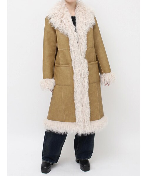 EVRIS（エヴリス）の「フェイクファームートンロングコート（ムートンコート・レディース・ブラック/ベージュ・F）」の5枚目の写真