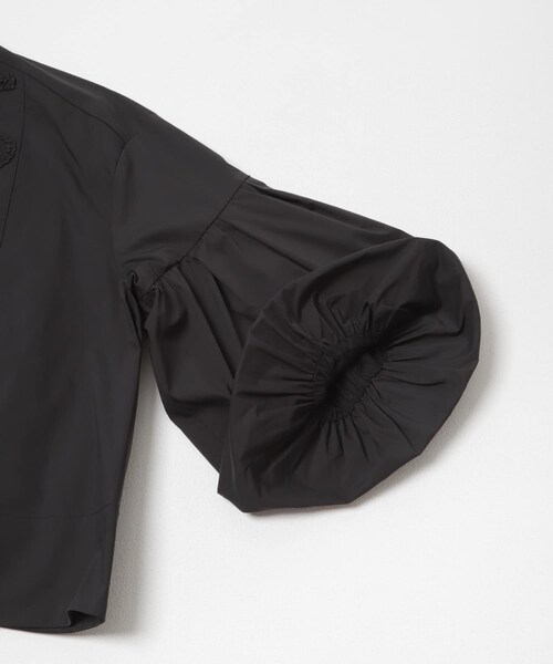URBAN RESEARCH ROSSO（アーバンリサーチロッソ）の「MARILYN MOON　DIAMOND TUCK EMBROIDERY BLOUSE（シャツ/ブラウス・レディース・WHITE/BLACK・Free）」の8枚目の写真