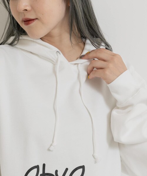 THE GOODLAND MARKET（ザグッドランドマーケット）の「77circa　cats eye print hoody（パーカー・レディース・white1/black1・L/XL）」の4枚目の写真