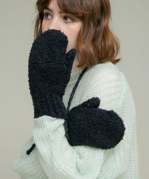 URBAN RESEARCH Sonny Label（アーバンリサーチサニーレーベル）の「ラメブークレーニットミトン（ベルト・レディース・エクリュ/グレー/ネイビー・One）」の3枚目の写真