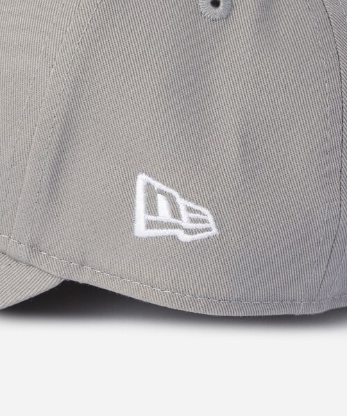 Saturdays NYC（サタデーズ ニューヨークシティ ）の「New Era® x Saturdays NYC "S" Logo Cap（キャップ・レディース・ブラック/グレー/ネイビー・F）」の9枚目の写真
