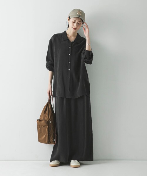URBAN RESEARCH（アーバンリサーチ）の「キュプラギャザーIラインスカート（スカート・レディース・L.BEIGE/CHARCOAL/BLACK・36/38）」の17枚目の写真