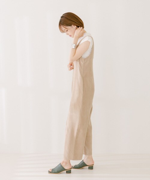 ITEMS URBANRESEARCH（アイテムズ アーバンリサーチ）の「ウォッシャブルスエードイージーサロペット（サロペット/オーバーオール・レディース・BLACK/BEIGE・one）」の13枚目の写真