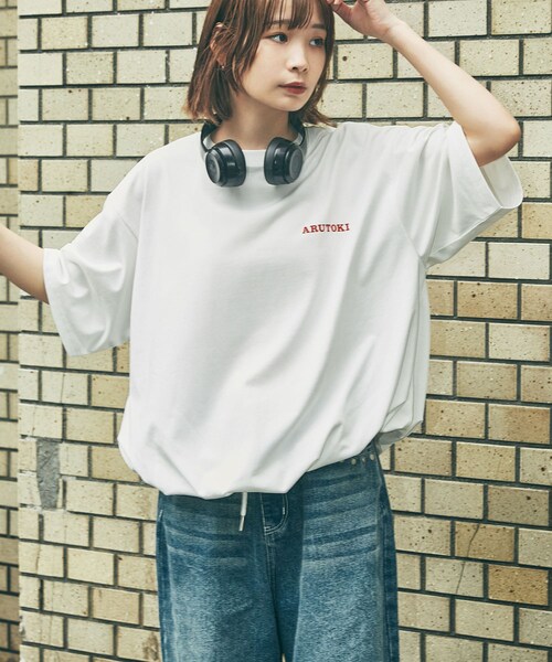 URBAN RESEARCH（アーバンリサーチ）の「551蓬莱×UR　ドロストショートスリーブTシャツ（Tシャツ/カットソー・レディース・OFF/CHARCOAL/ICE BLUE・S/M/L/XL）」の9枚目の写真