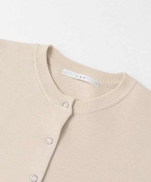KBF（ケイビーエフ）の「リングドットボタンニットカーディガン（カーディガン/ボレロ・レディース・NEONYELLOW/L.BEIGE/FLAMINGO・one）」の13枚目の写真