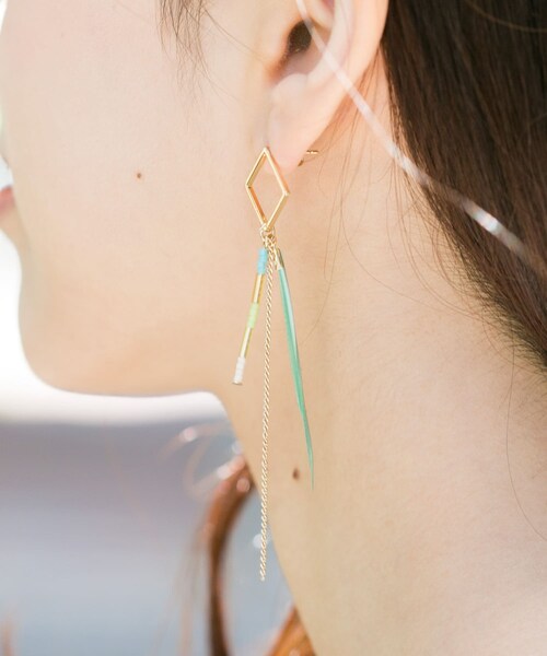 URBAN RESEARCH Sonny Label（アーバンリサーチサニーレーベル）の「フェザー×ビーズピアス（ピアス（両耳用）・レディース・ミント/ピンク・one/One）」の9枚目の写真