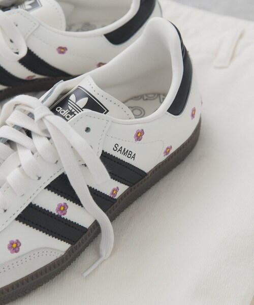 URBAN RESEARCH DOORS（アーバンリサーチドアーズ）の「adidas　SAMBA OG W（スニーカー・レディース・クラウドホワイト・23.5/24/24.5/25）」の3枚目の写真