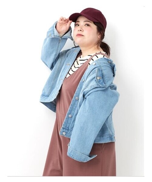 nissen（ニッセン）の「大きいサイズ 綿１００％デニムジャケット（デニムジャケット・レディース・ユーズドブルー/ウォッシュドブルー/ワンウォッシュ・L/LL/3L/4L/5L/6L/8L/10L）」の15枚目の写真