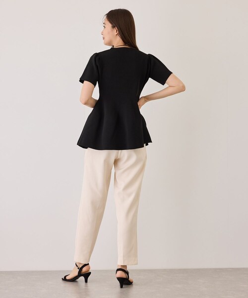 Jayro(ジャイロ)の「ペプラムニットチュニック(ニット/セーター・レディース・ブラック/オフホワイト/サックス/ピンク・M)」の11枚目の写真
